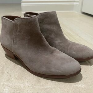 Sam Edelman - Elegant Women's Suede Ankle Boots